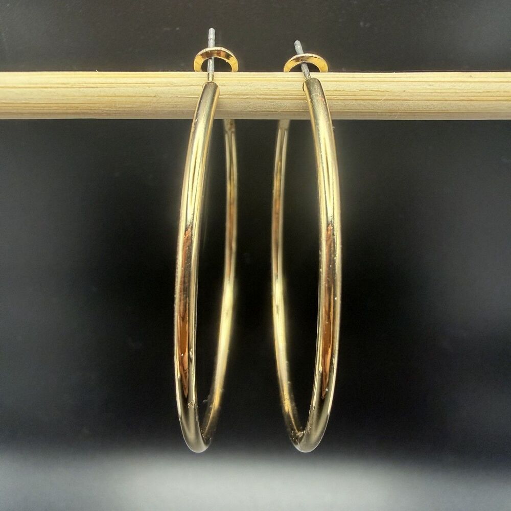 Brand New Yellow Gold Plated Circle Hoop Earrings With Snap Closure Women’s